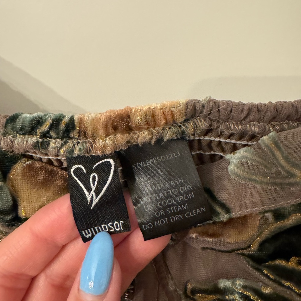 Windsor Floral Velvet Cropped Bustier Top - Taupe Green Gold - Picture 3 of 4